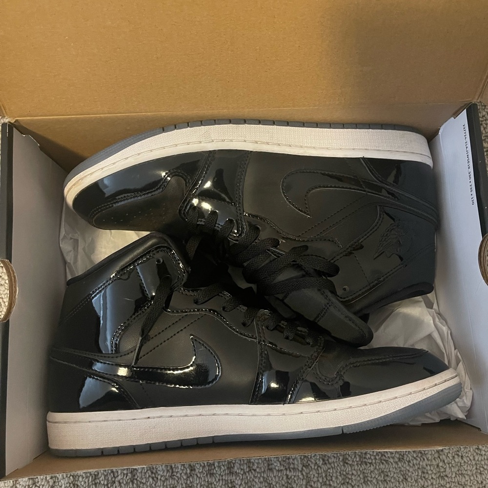 Air Jordan 1 Mid SE 'Space Jam' Sneakers